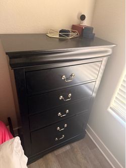 Dark Wood Tall 5 drawer chest