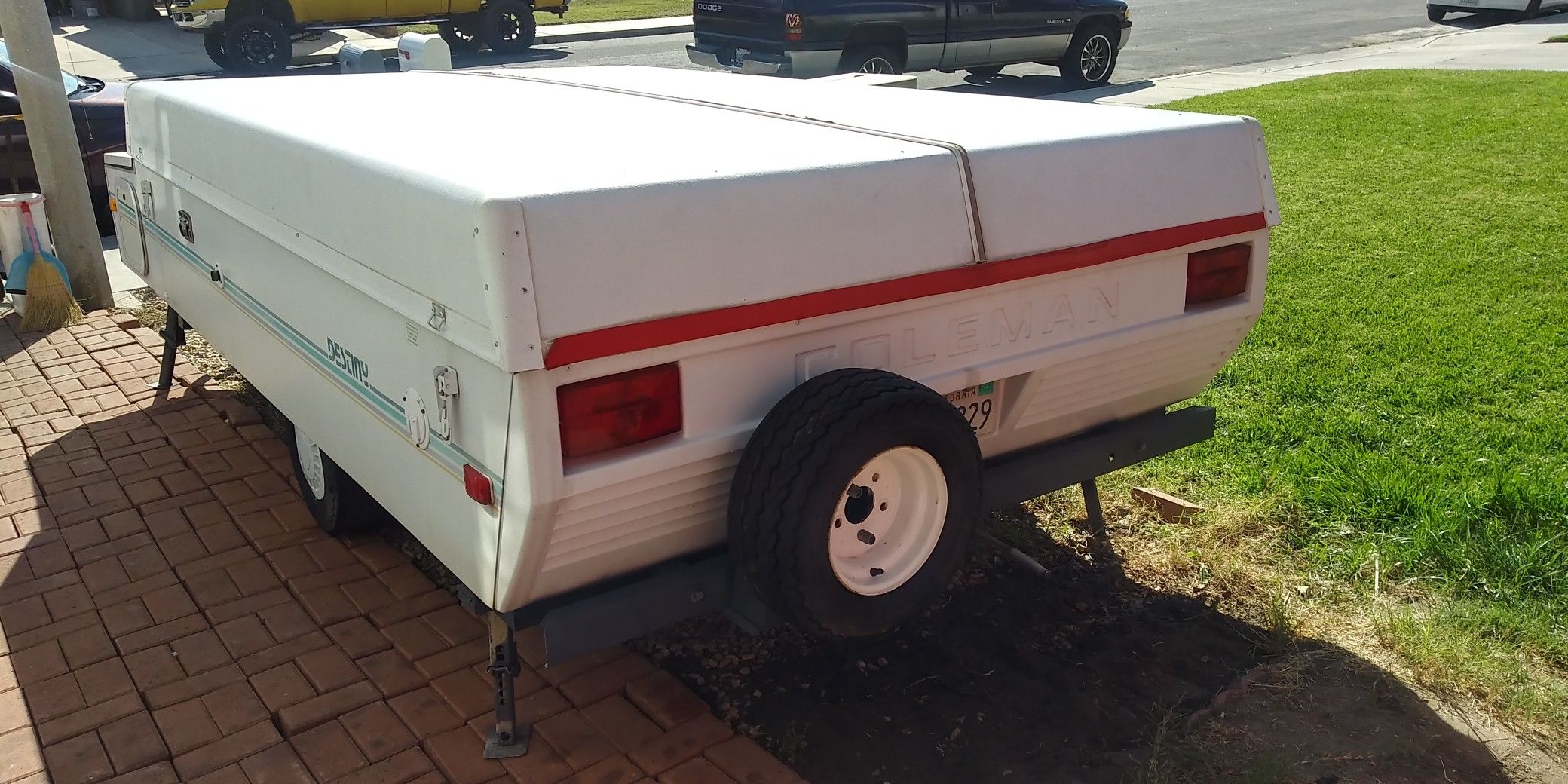 1993 coleman pop up trailer for Sale in Hemet, CA OfferUp