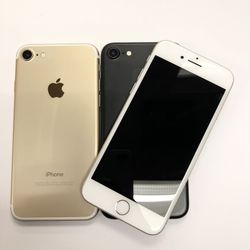 Apple iPhone 7 32gb unlocked , sold with store warranty and receipt  | Each 