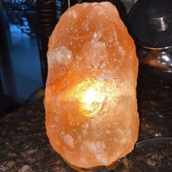 Large Himalayan Salt Lamp