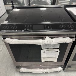 GE Profile Slide In Induction Range With Air Fly
