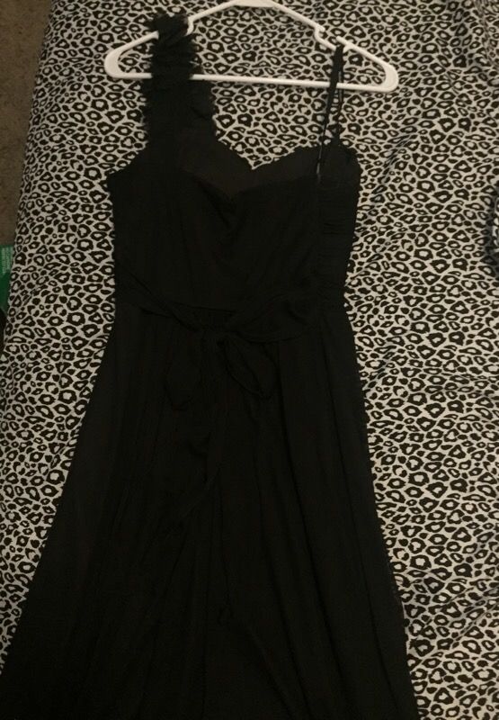 Mid calf length high- low dress with one shoulder flower detailing
