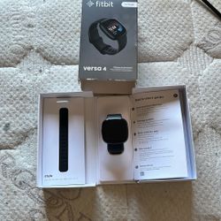 Fitbit Versa 4 (new) 