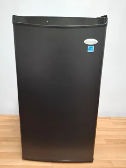 Brand New Roomwell E-Star 3.3 Cu Ft Mini Fridge – No Freezer