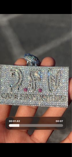moissanite pendant