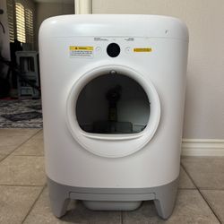 Petkit Self Cleaning Litter Box 