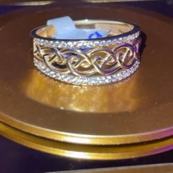 14k solid gold ring size 7