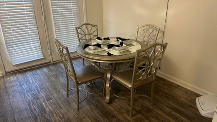 Kitchen table