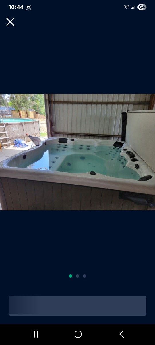 Cal Spa With Built In Stereo Has Subwoofer