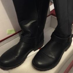Boots Women Size 10 