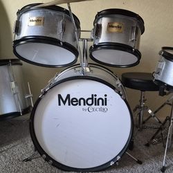 Mendini Kids Drum set.