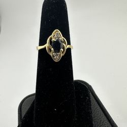 Blue Sapphire Marquise Ring 