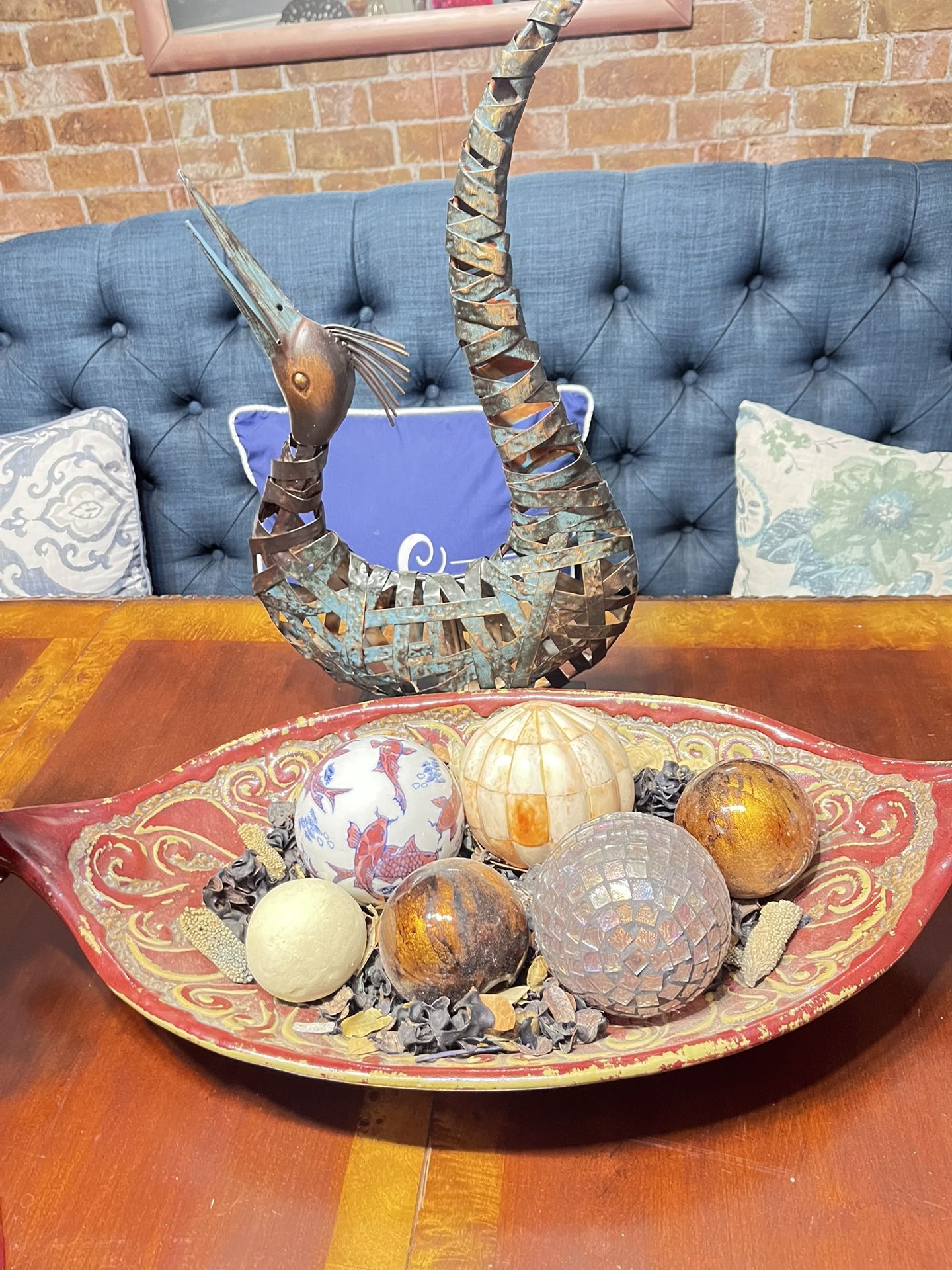 Bowl, Balls, Bird
