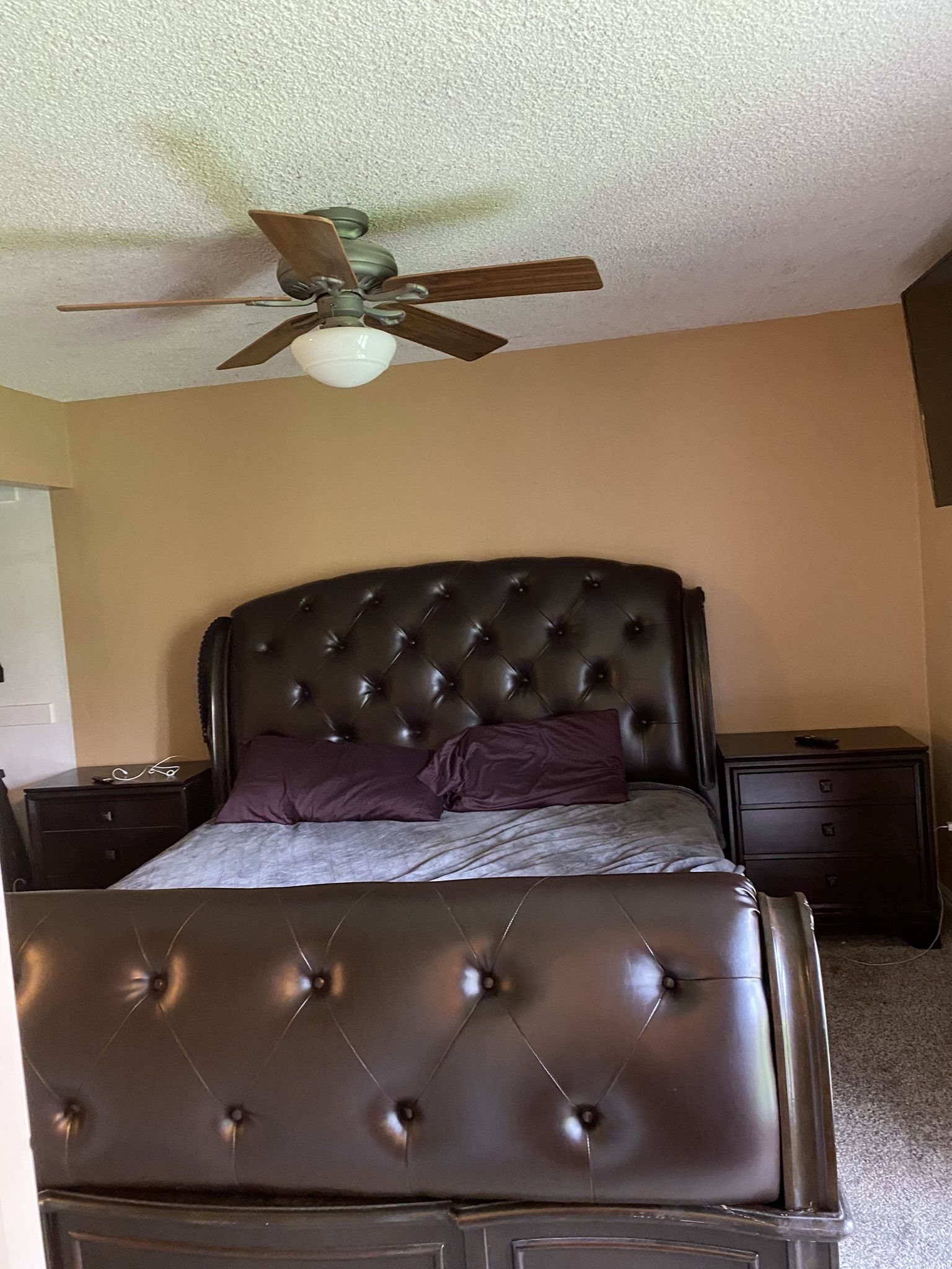 King Size Bed Set Solid Wood!