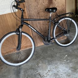 TREK Bicycle In Great Condition!