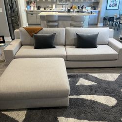 Restoration Hardware 9 Foot Dove Gray Modena Track Arm 2-cushion Sofa & Ottoman