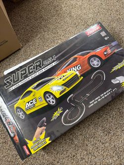 SUPER 251 Slot Car Racing Set