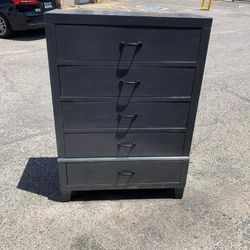 🍀BEAUTIFUL CHESTS DEEP DRAWERS - $199 EACH🍀