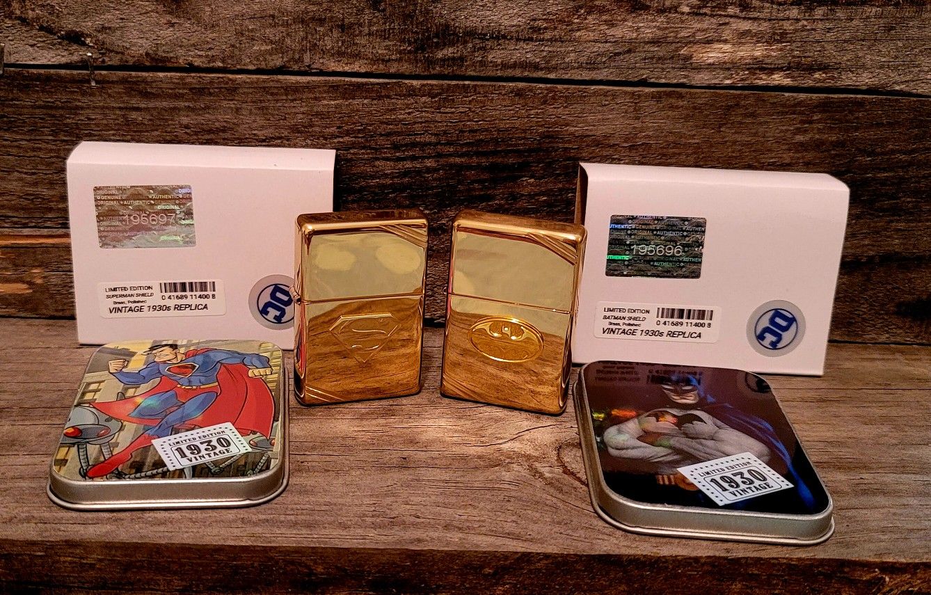 BATMAN VS SUPERMAN 1930s ZIPPO REPLICA LIMITED SET