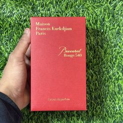 Baccarat Rouge 540 Cologne 