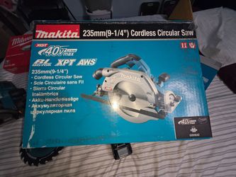 New Makita 40V XGT 9-1/4" Circular Saw