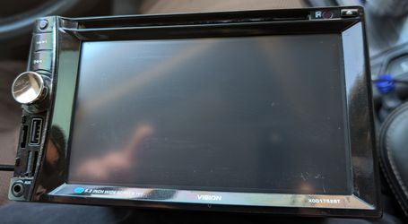 Touchscreen radio