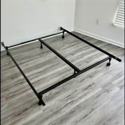 QUEEN / CAL KING / KING SIZE METAL BED FRAME 