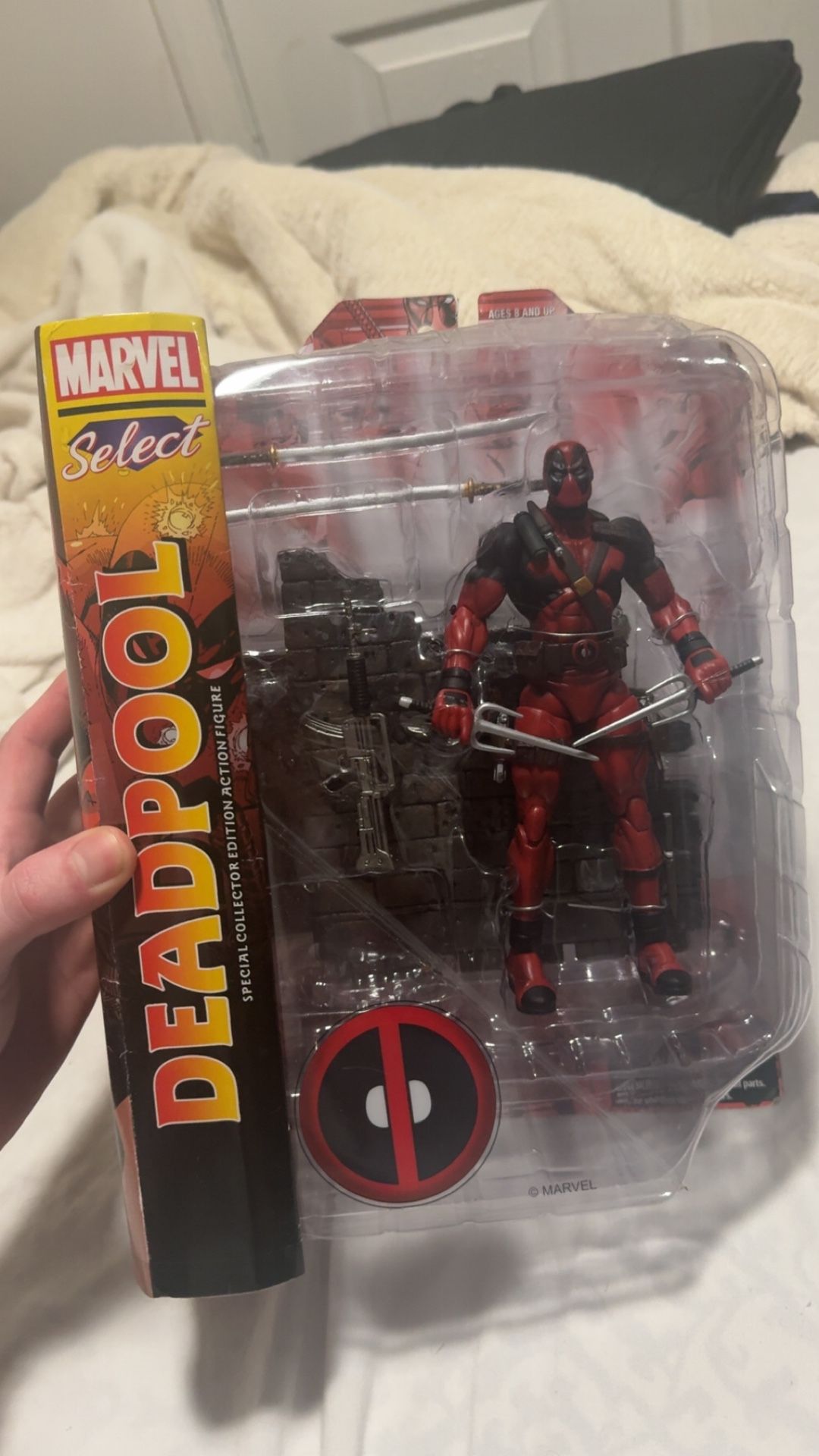 Deadpool marvel select figure