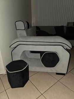Mini sectional
