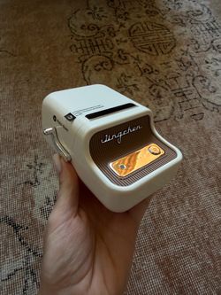 Niimbot B21 Pro Label Printer + 4 rolls of paper