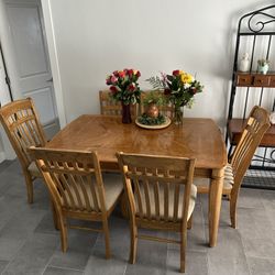 Dinning Table