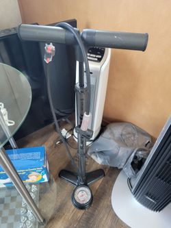 TIRE PUMP