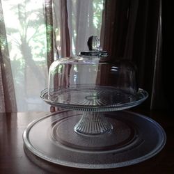 Wexford Round Cake Stand with Dome by Anchor Hocking