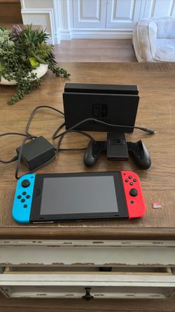 Nintendo Switch V1 Neon Blue/Red + 400GB SD Card – Excellent Condition