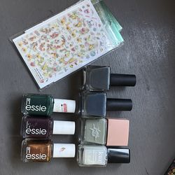 Nail polish + nail stickers
