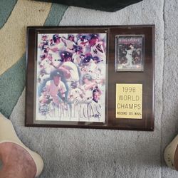 1998 YANKEES PLAQUE  
