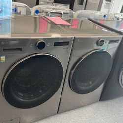 New Scratch And Dent LG Front Load Washer And Dryer Set. 1 Year Manufacturing Warranty 
