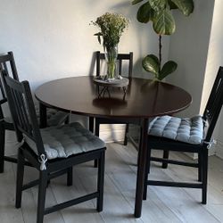 Small Round Dinning Table Set 