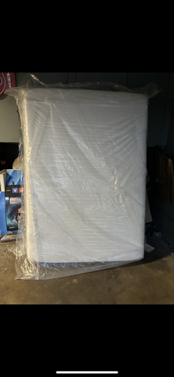 Full size mattress