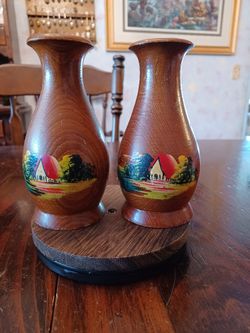 Military Memorabilia, bud vases.