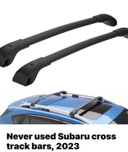 Subaru cross track 2023 brand new crossbars