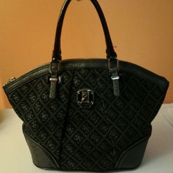 Stylish Authentic Guess Purse