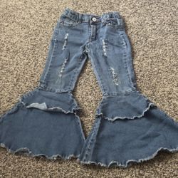 6T Flared Jeans
