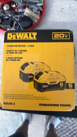 Dewalt 6ah dual new batteries