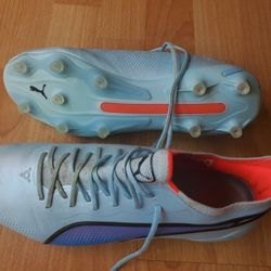 Puma King Ultimate FG/AG Soccer Cleats - Size 8.5
