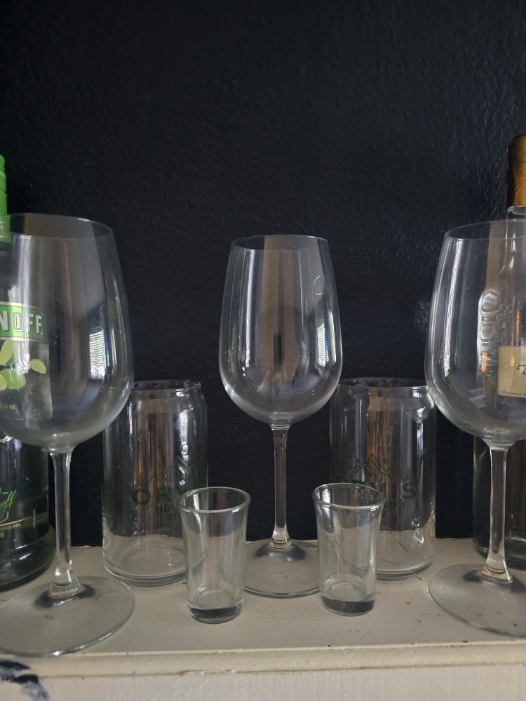 Glass cups