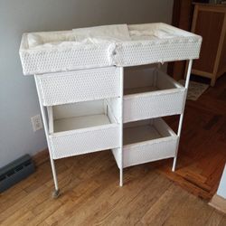 Foldable Changing Table With Removable Pads