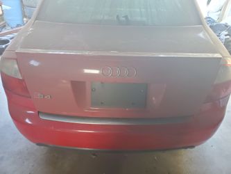 Audi S4 b6 Trunk
