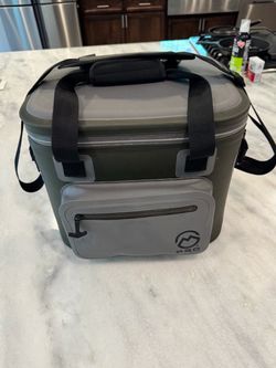 Magellan soft shell portable cooler