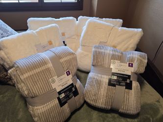 LLEGARON LAS BLANKETS